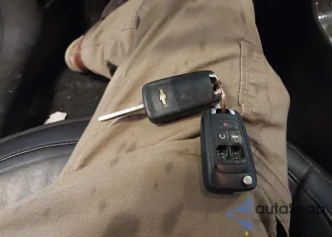 2015 Chevrolet Malibu 3Lt из США, поврежденный, VIN 1G11E5SX7FF108773